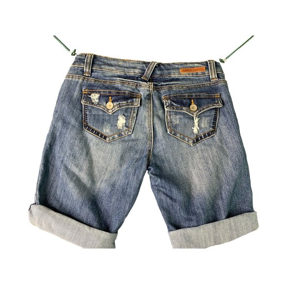 Almost Famous Womens Size 3 Long Bermuda Shorts Cuffed Flap Back Pockets Jean De - Picture 2 of 7